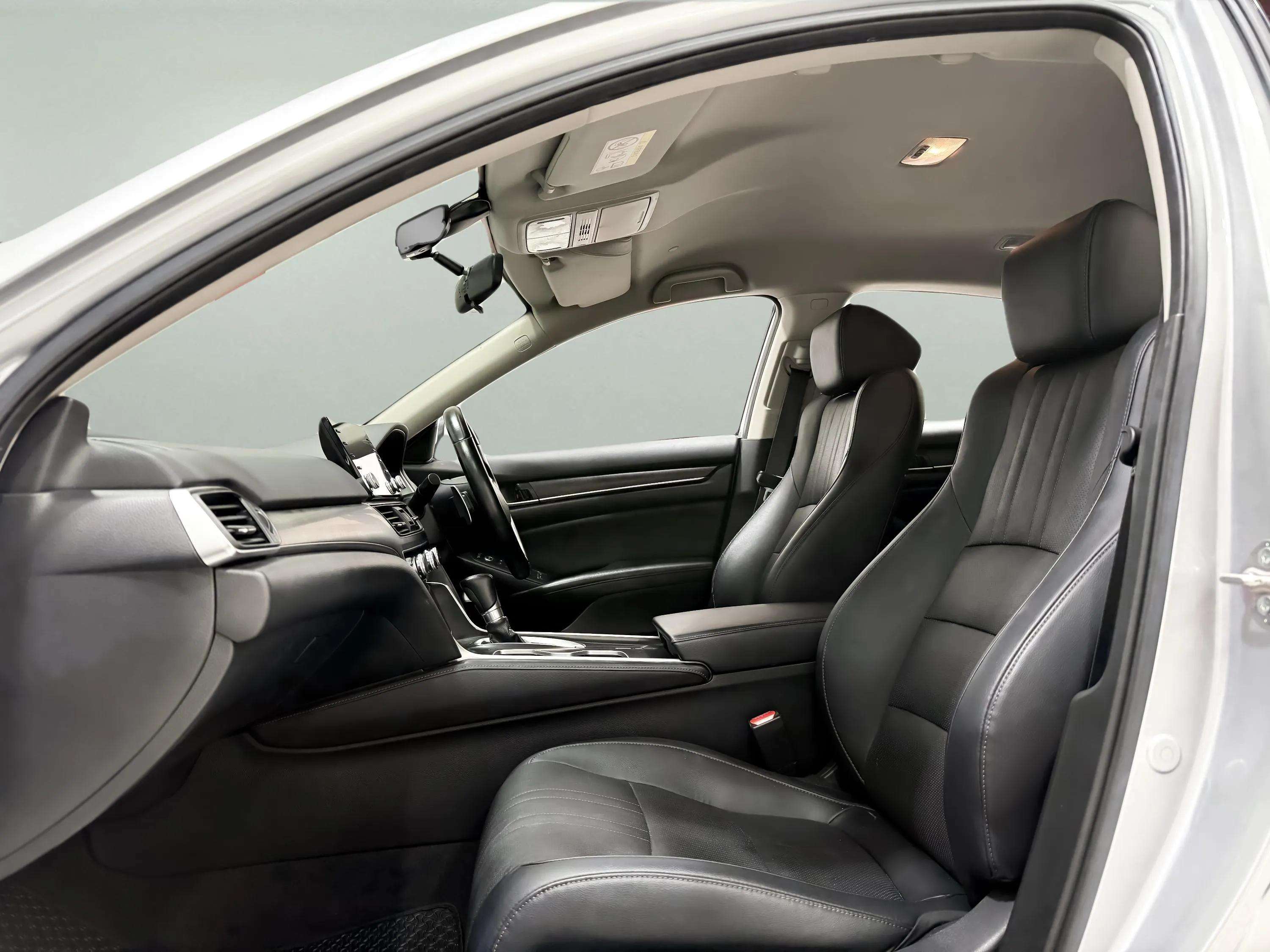 HONDA ACCORD AT 2019 TURBO  EL